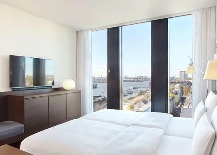 Empire Riverside 4* Hamburg