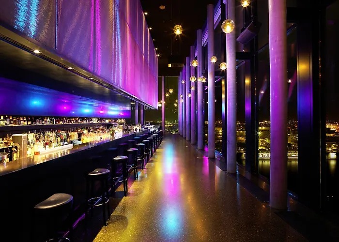 Hotel Empire Riverside 4*