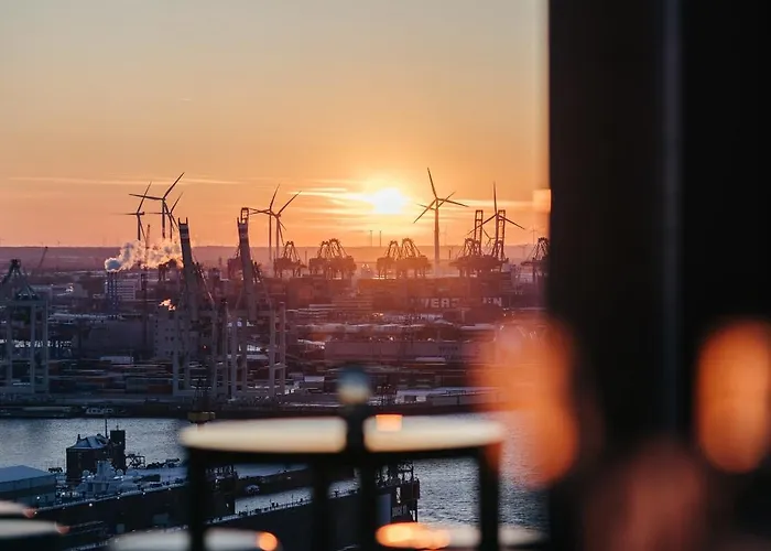 Empire Riverside 4* Hamburg